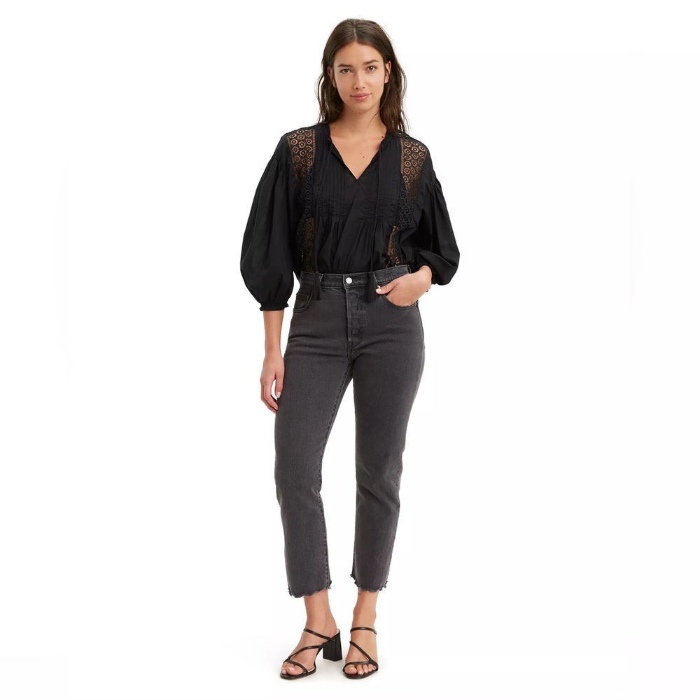 Levi’s 501 Crop Jeans- Black